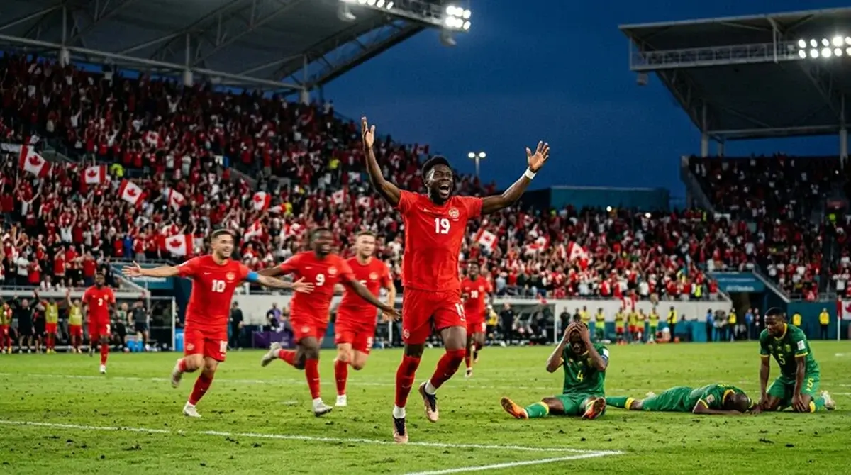 Spielszene aus dem Sechzehntelfinale Kanada gegen Südafrika, jubelnde kanadische Spieler nach dem späten Tor
